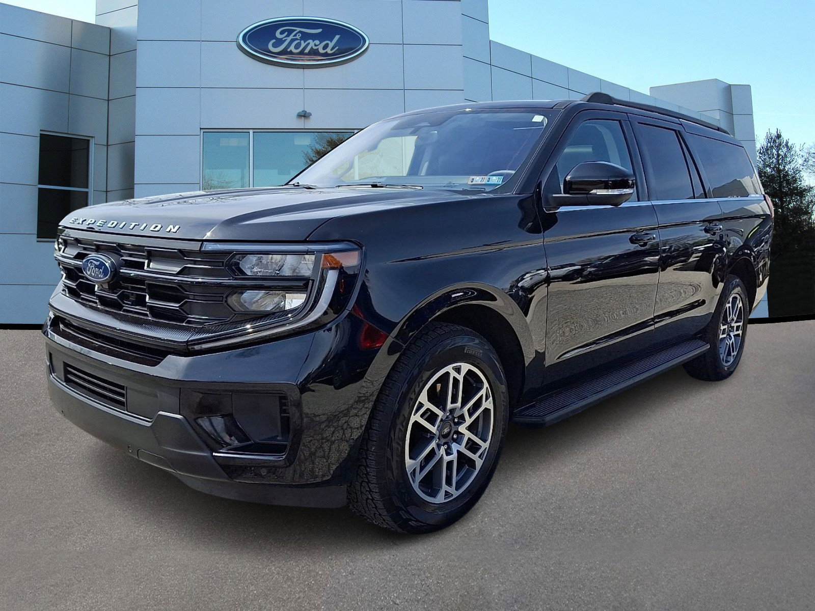 Certified 2025 Ford Expedition Max Active AWD/4WD image 4