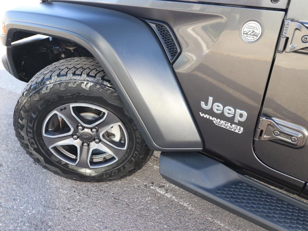 Used 2019 Jeep Wrangler Sport S image 9