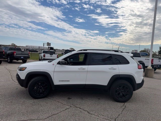 Used 2020 Jeep Cherokee Trailhawk w/ Comfort/Convenience Group AWD/4WD image 6
