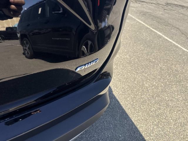 Certified 2024 Ford Edge SEL AWD/4WD image 6