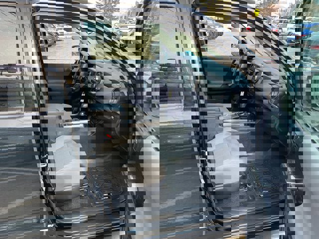 Used 2019 Toyota Tacoma SR5 AWD/4WD image 28