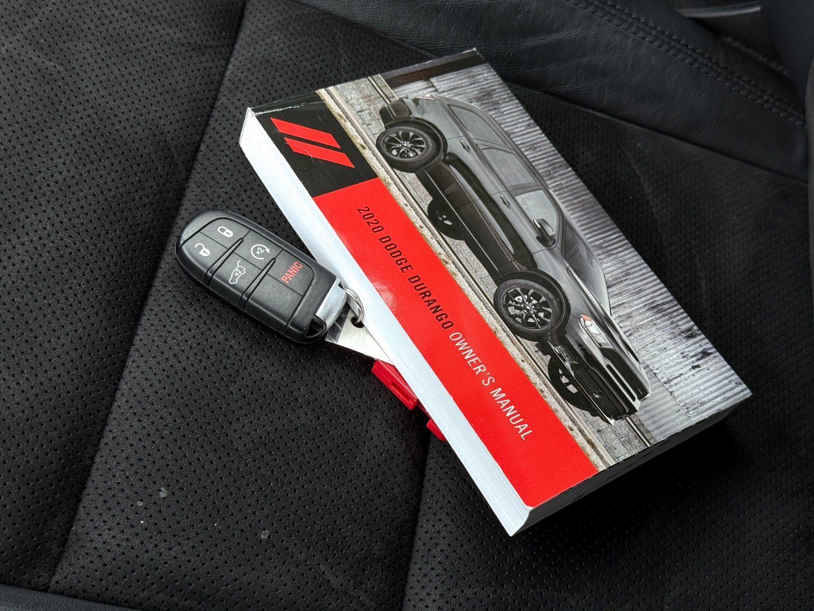 Used 2020 Dodge Durango GT image 38