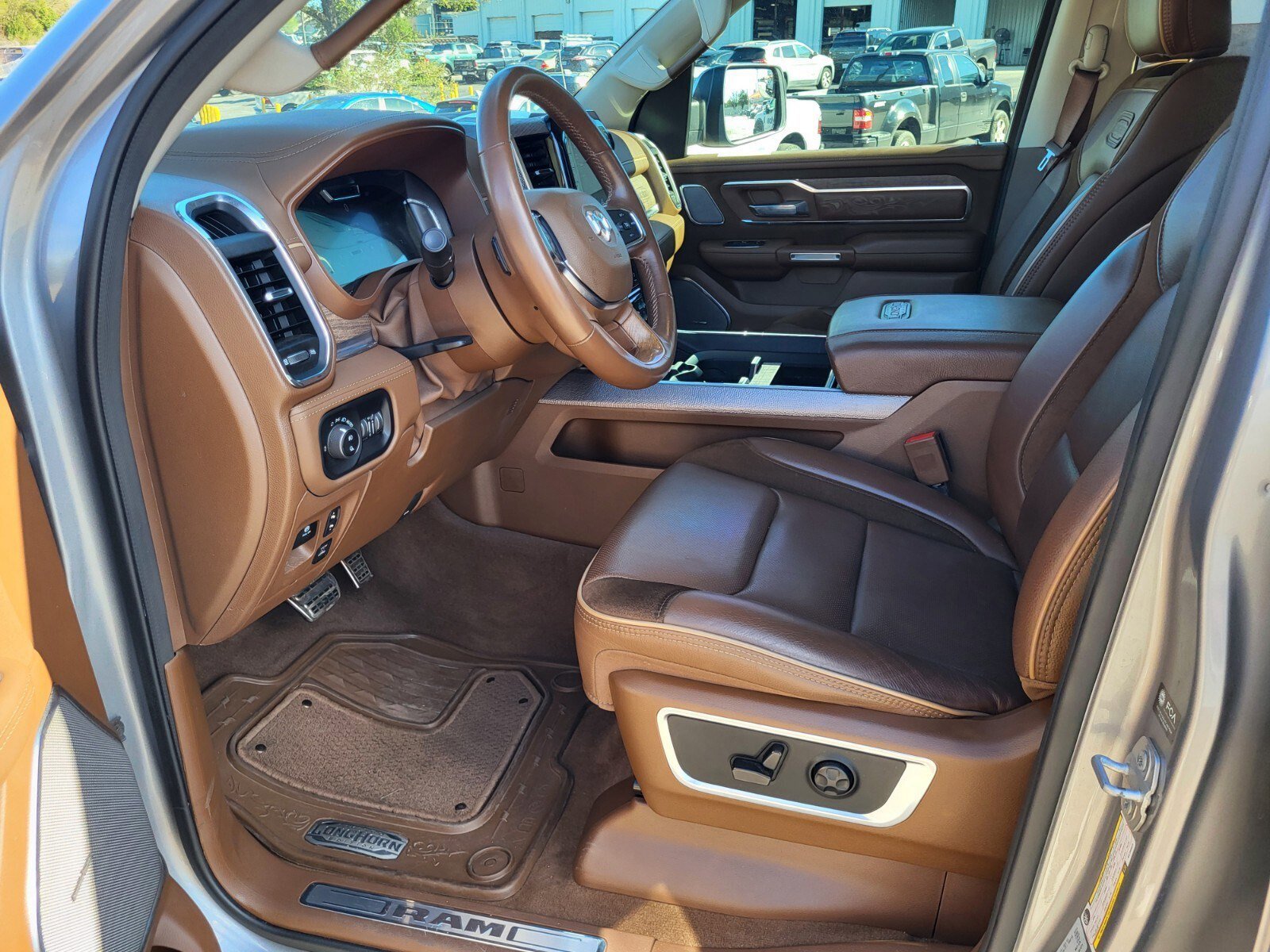 Used 2024 RAM 1500 Limited image 19