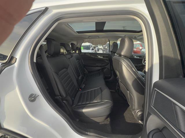 Certified 2023 Ford Edge SEL w/ Convenience Package AWD/4WD image 28