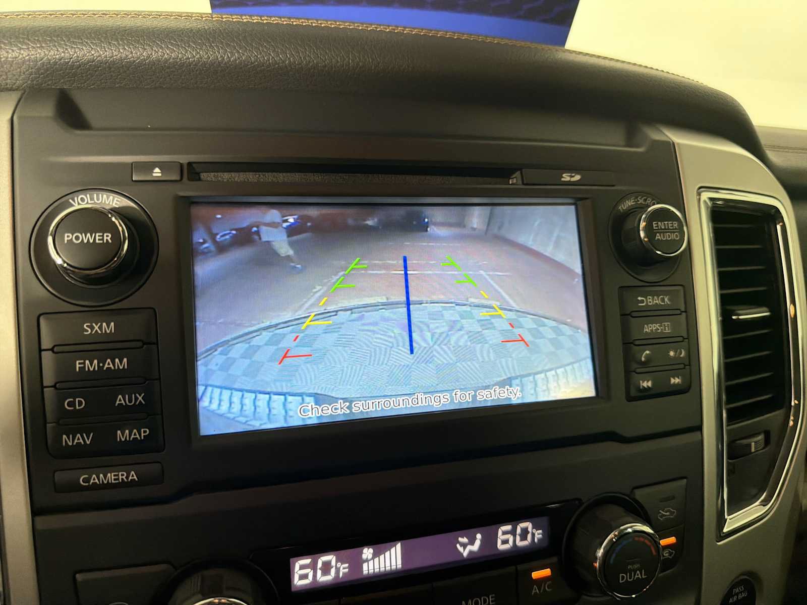 Used 2017 Nissan Titan SL RWD image 24