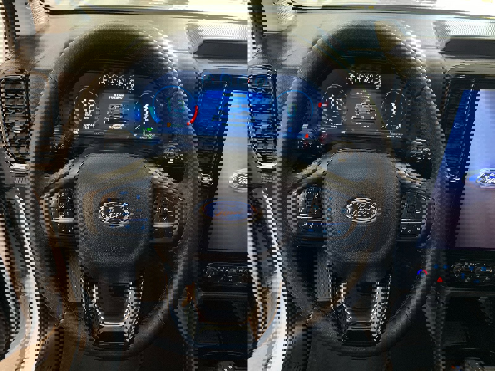 Certified 2024 Ford Ranger Lariat w/ FX4 Off-Road Package image 18