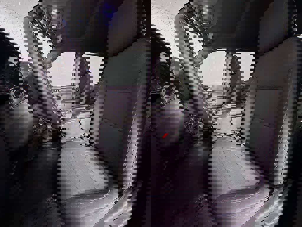 Used 2019 Chevrolet Silverado 1500 Custom image 12