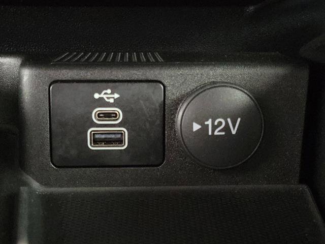 Certified 2025 Ford Escape Platinum image 28