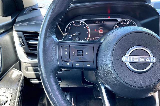 Used 2024 Nissan Rogue SV w/ SV Premium Package FWD image 18