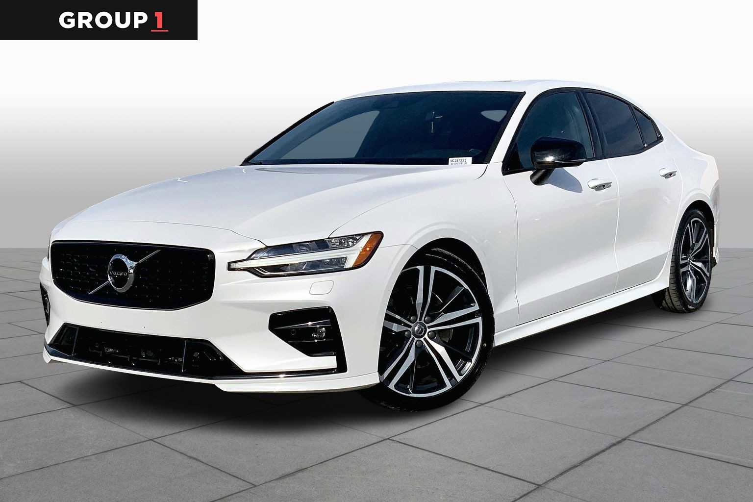 Used 2022 Volvo S60 B5 R-Design