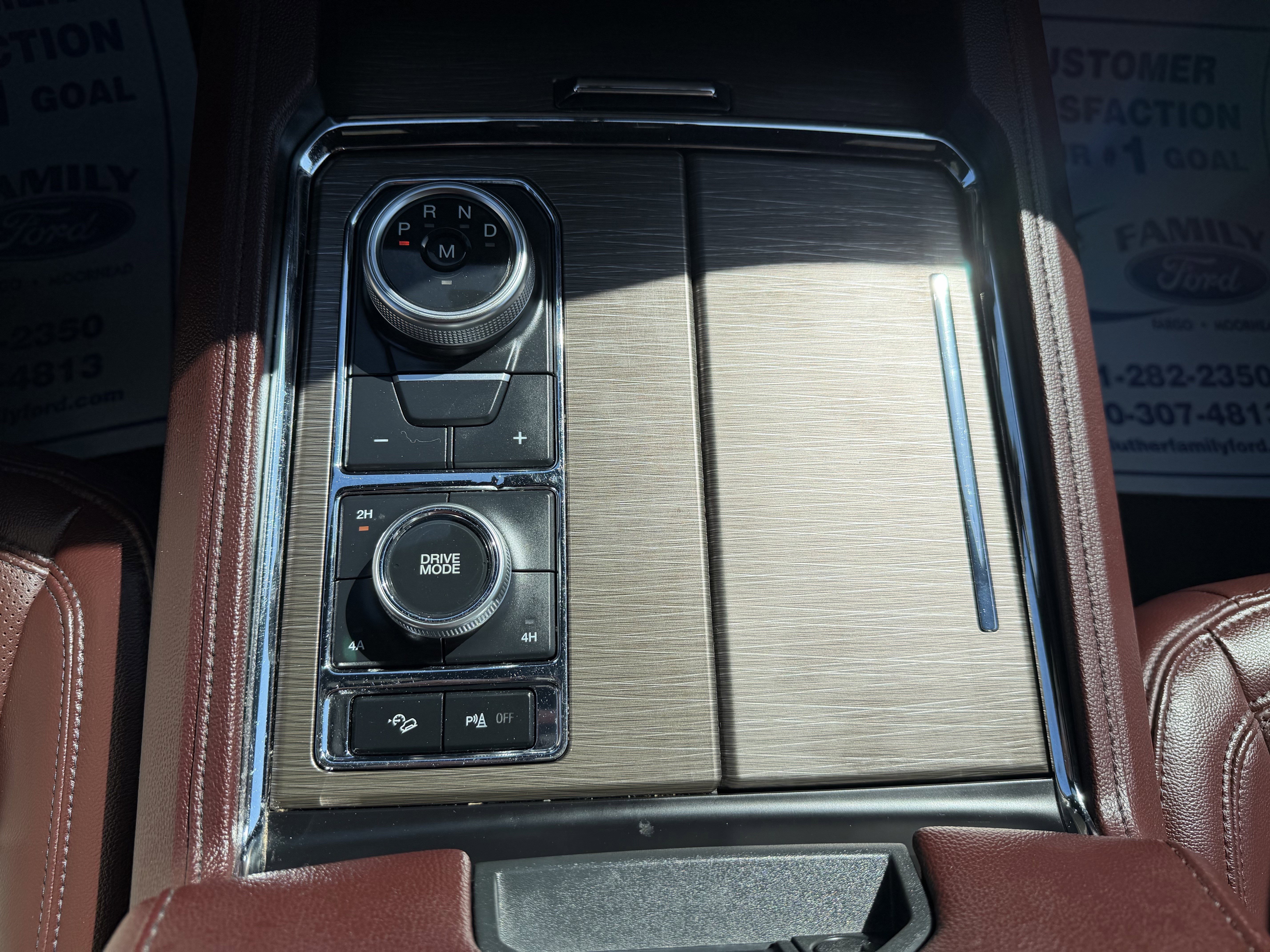 Certified 2024 Ford Expedition Limited AWD/4WD image 17