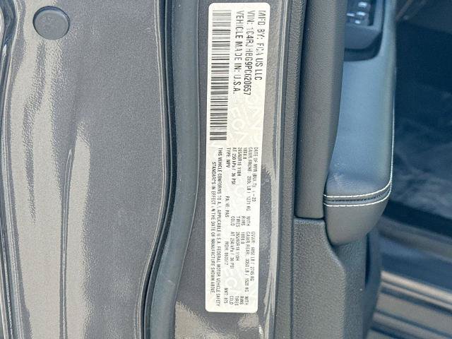 Used 2023 Jeep Grand Cherokee Limited AWD/4WD image 25
