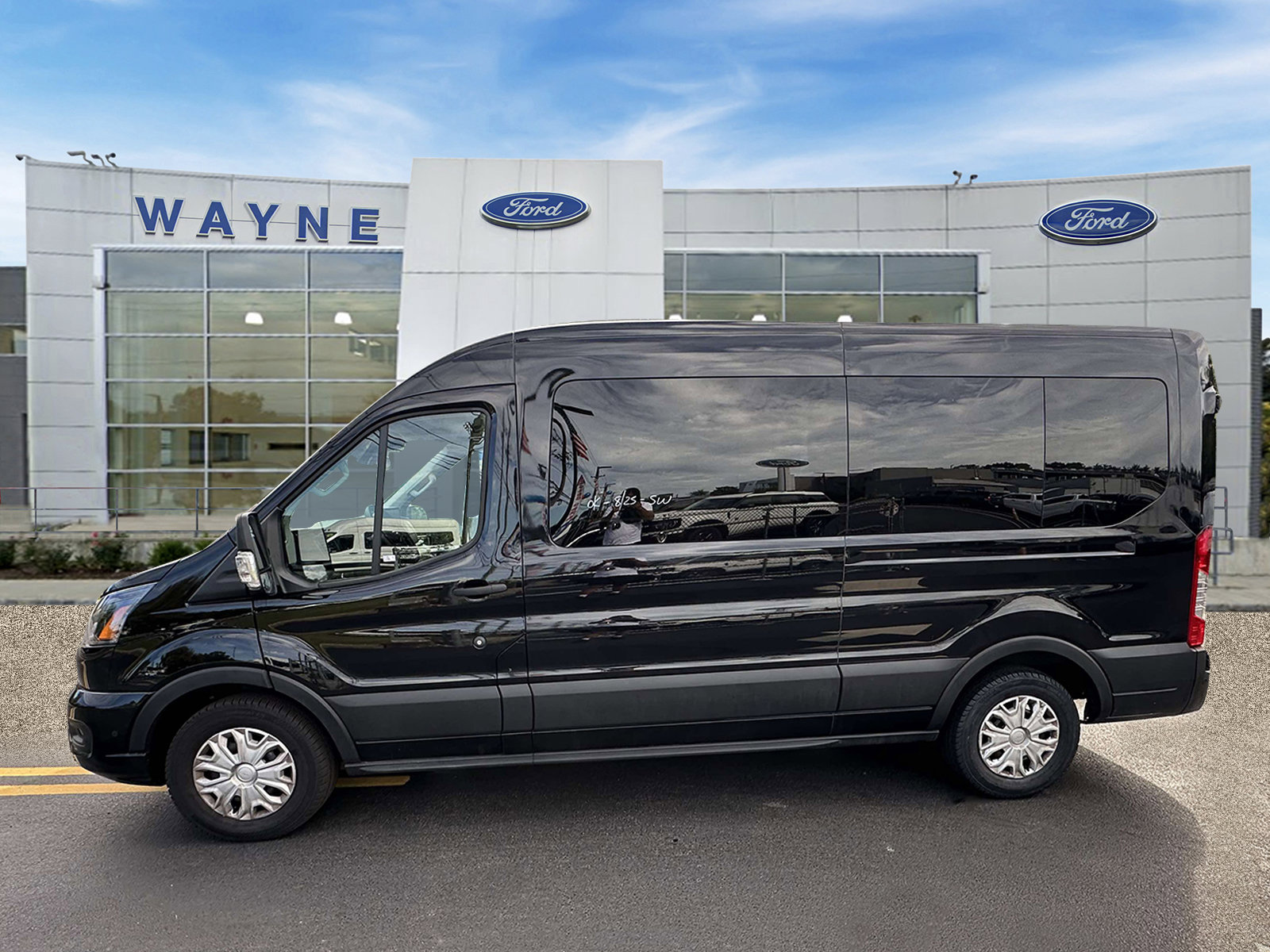 Certified 2025 Ford Transit 350 XLT RWD image 7