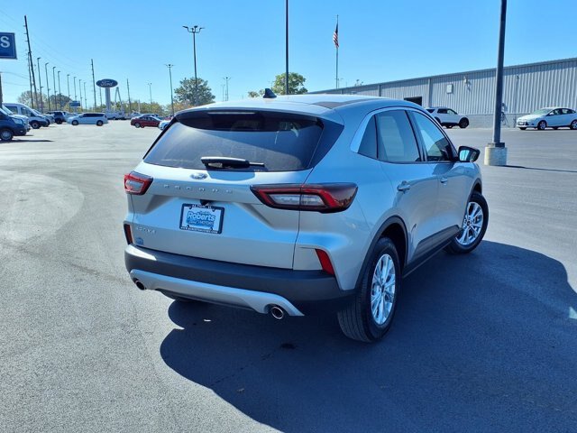 Certified 2023 Ford Escape Active w/ Cold Weather Package FWD image 5