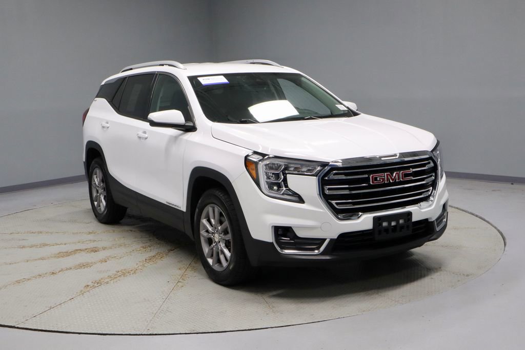 Used 2024 GMC Terrain SLT AWD/4WD image 1
