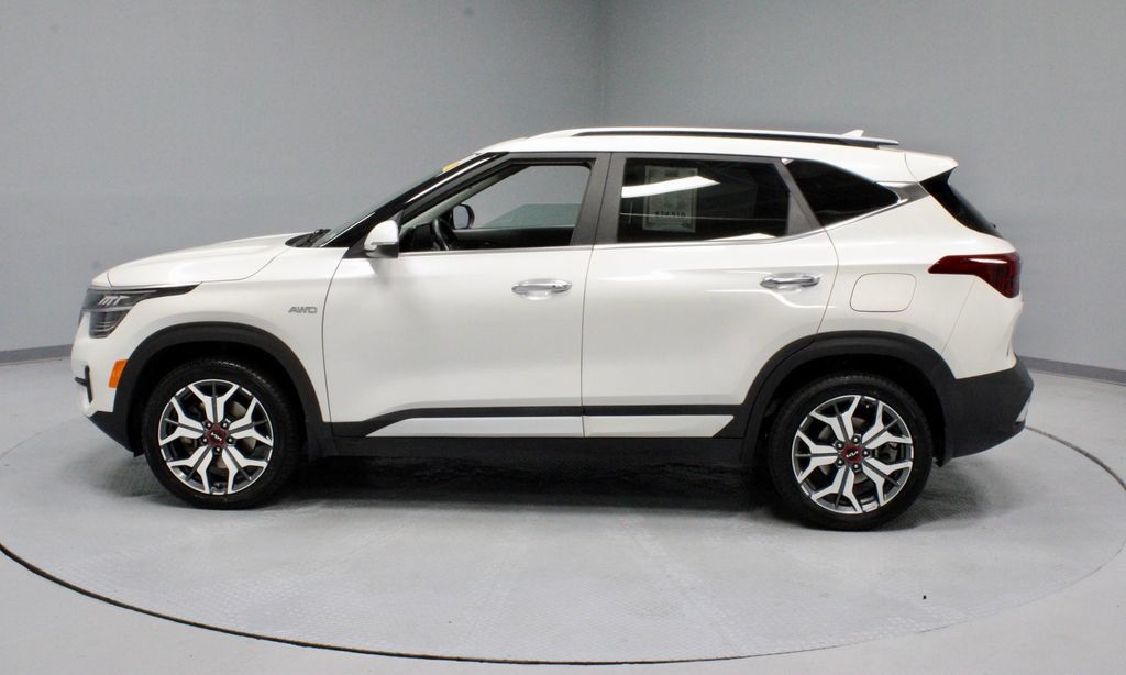 Used 2023 Kia Seltos SX w/ SX Sunroof Package AWD/4WD image 10