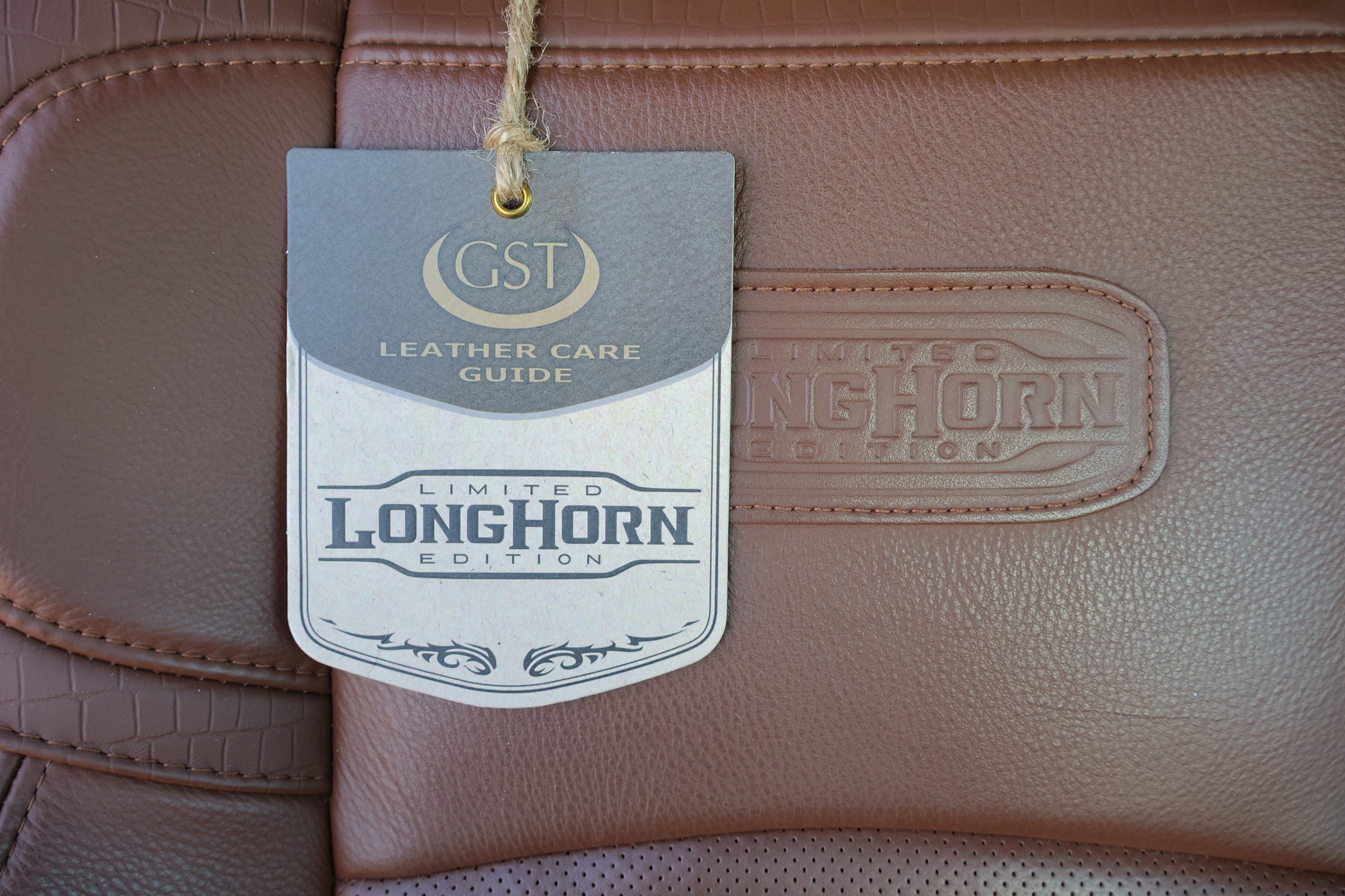 Used 2024 RAM 2500 Limited w/ Towing Technology Group image 32