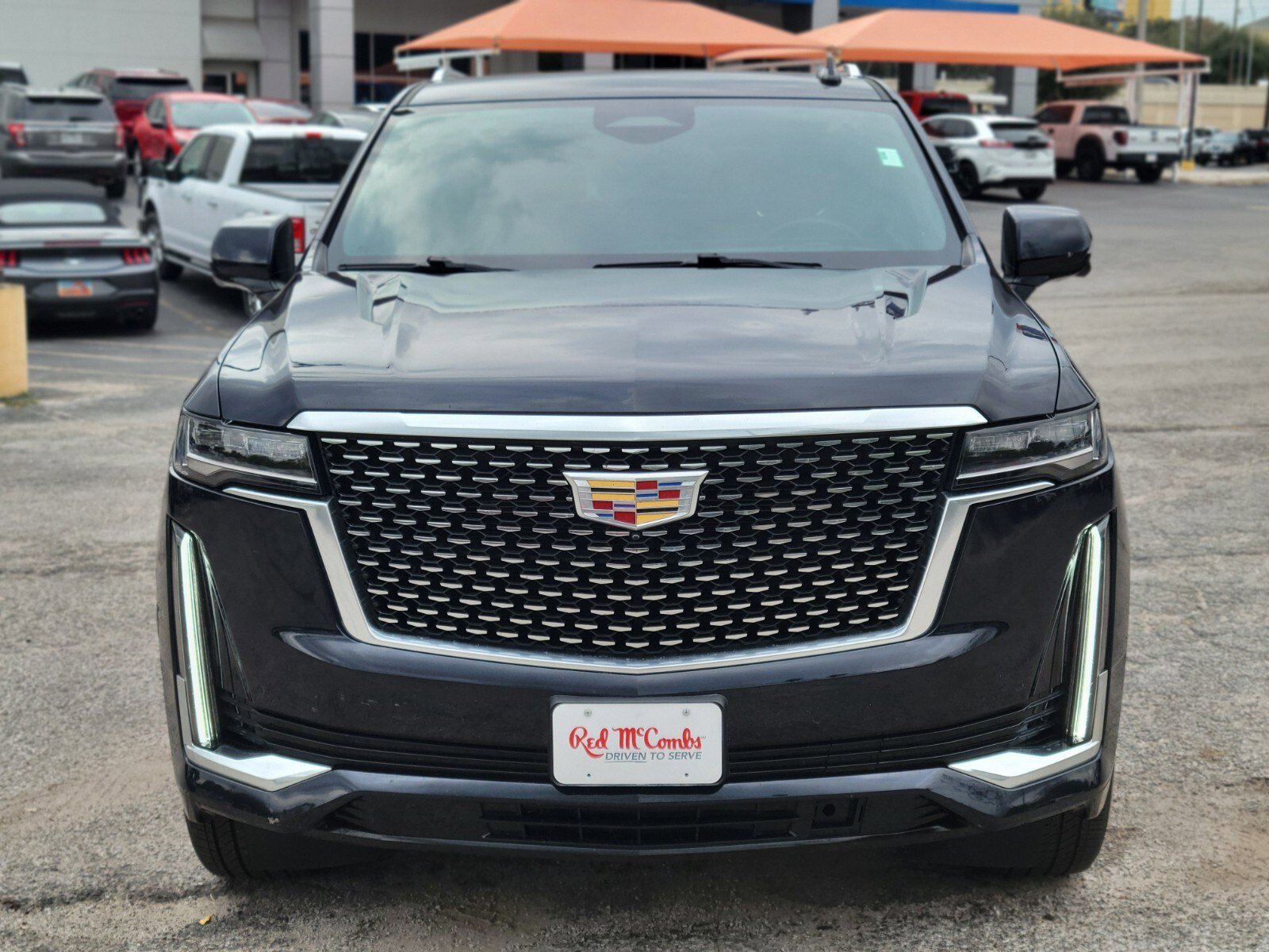 Used 2022 Cadillac Escalade Premium Luxury image 9
