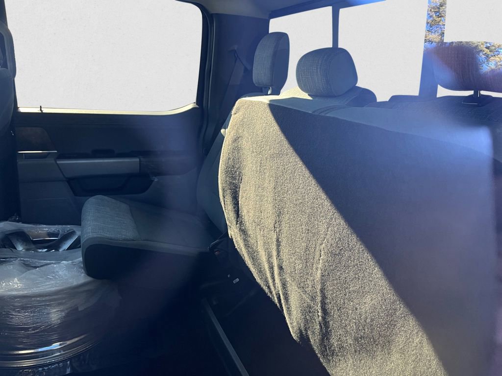 Certified 2022 Ford F150 XLT w/ Equipment Group 302A High image 8