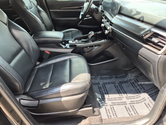 Used 2025 Kia Telluride S FWD image 31
