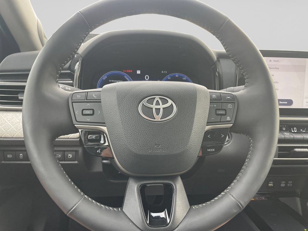 Used 2025 Toyota Camry XLE w/ Premium Plus Package AWD/4WD image 25