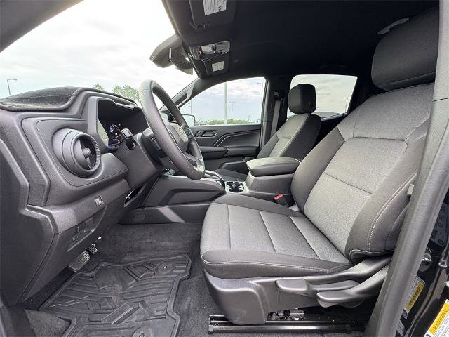 Used 2026 Chevrolet Colorado W/T w/ WT Custom Package image 14