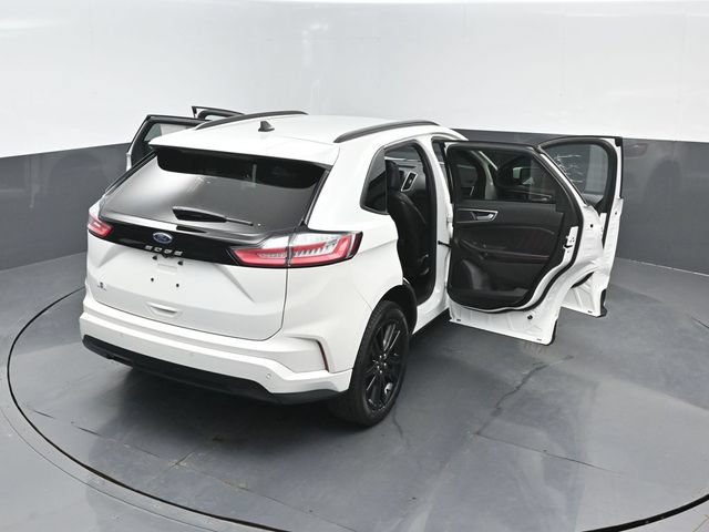 Certified 2024 Ford Edge ST-Line AWD/4WD image 24