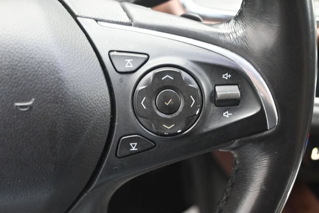 Used 2019 Buick Enclave Avenir w/ Avenir Technology Package AWD/4WD image 14