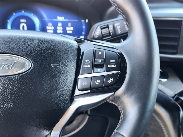 Certified 2022 Ford Explorer Platinum w/ Equipment Group 601A image 32
