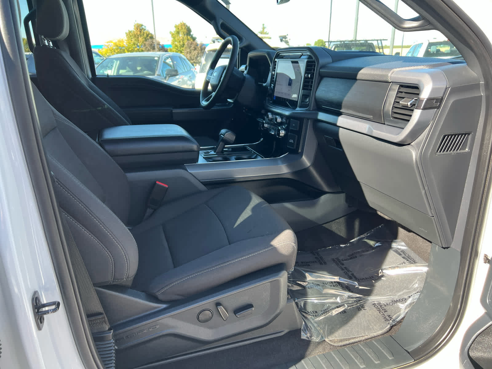 Certified 2025 Ford F150 XLT w/ Equipment Group 302A MID image 16