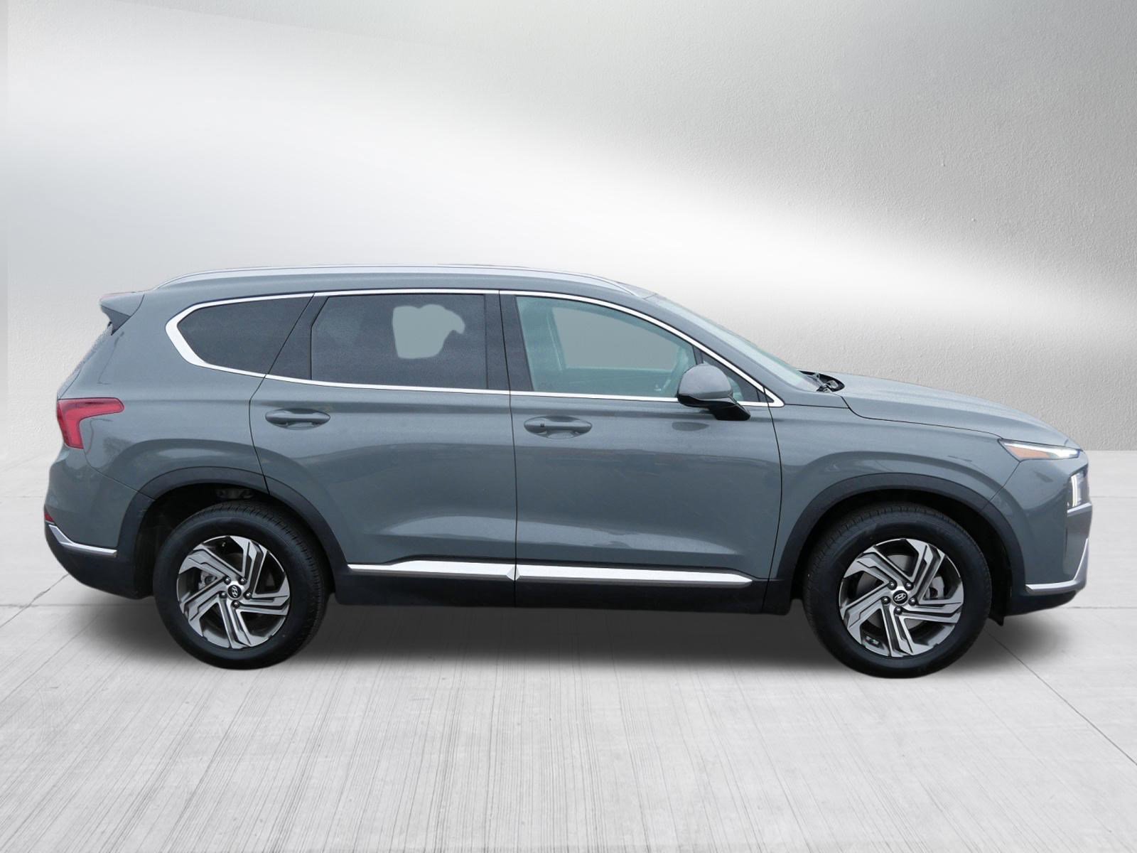Used 2022 Hyundai Santa Fe SEL FWD image 8