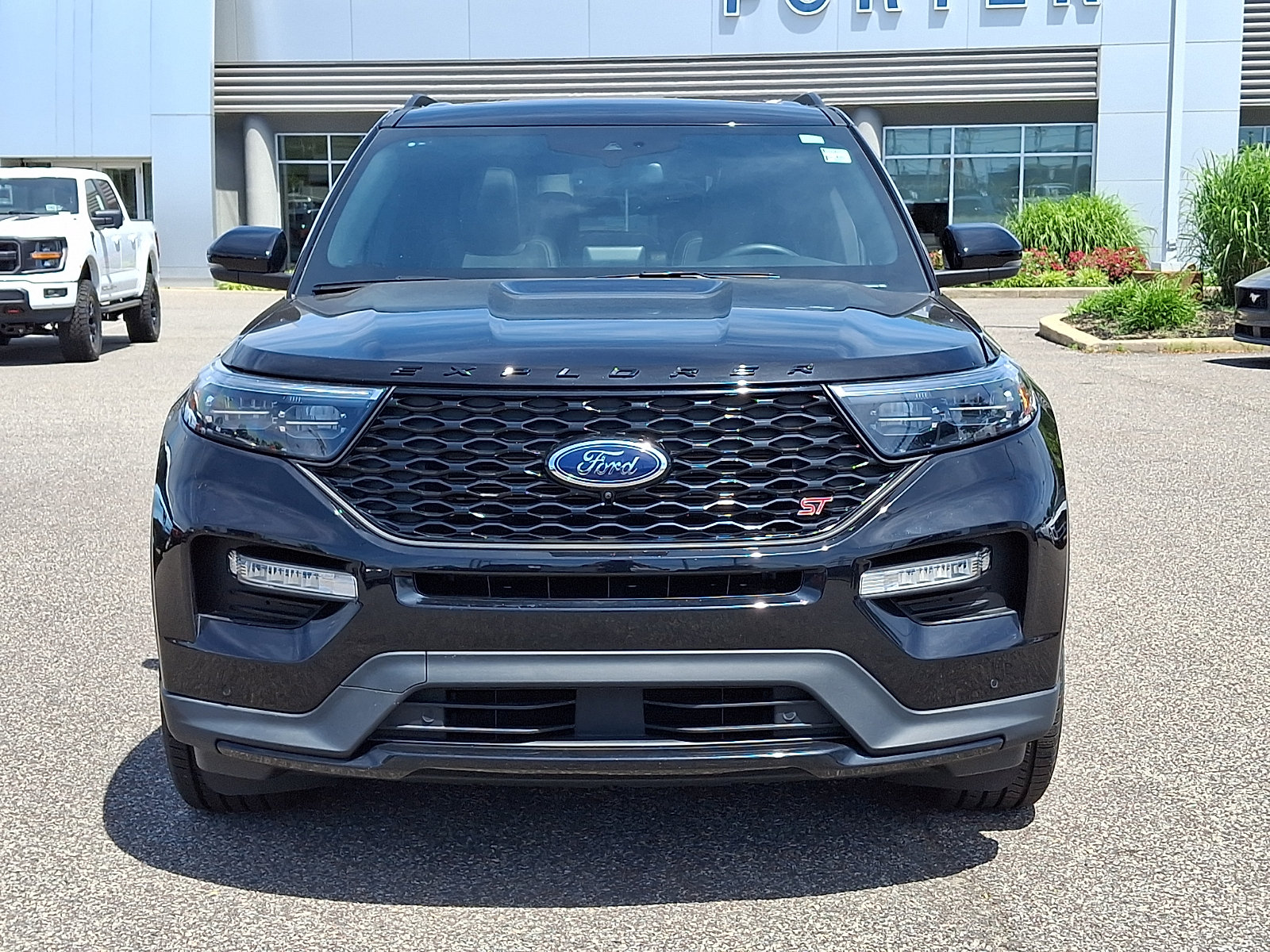 Certified 2023 Ford Explorer ST w/ Equipment Group 401A AWD/4WD image 3