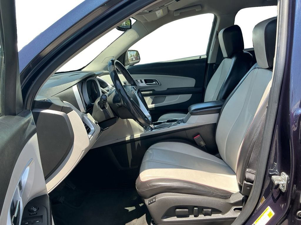 Used 2017 Chevrolet Equinox Premier w/ Enhanced Convenience Package FWD image 14