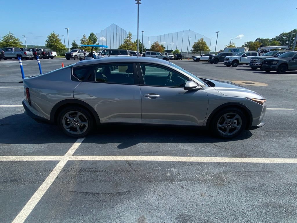 Used 2025 Kia K4 FWD image 8