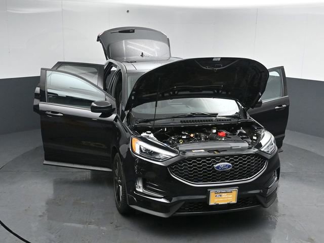 Certified 2021 Ford Edge ST-Line w/ Class II Trailer Tow Package image 50