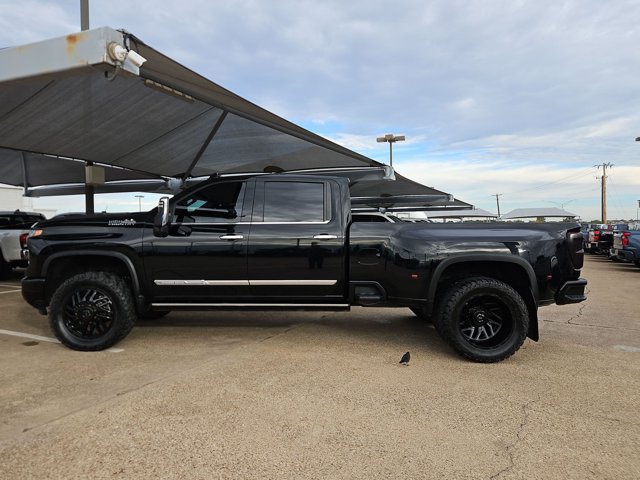 Used 2024 Chevrolet Silverado 3500 High Country w/ High Country Premium Package AWD/4WD image 7
