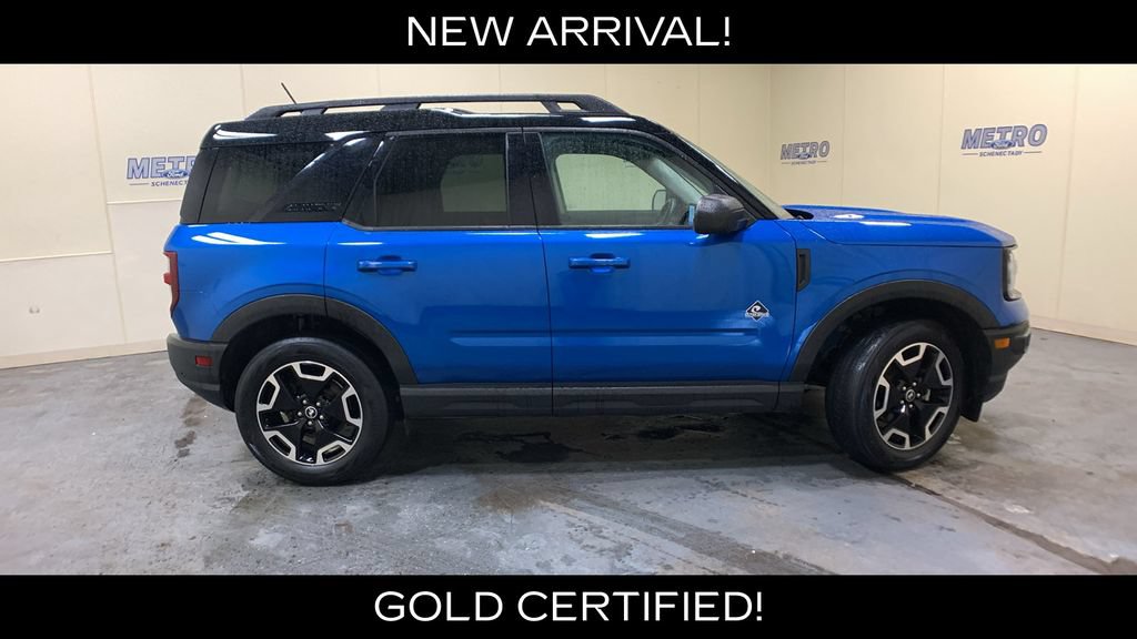 Certified 2022 Ford Bronco Sport Outer Banks w/ Tech Package AWD/4WD image 2
