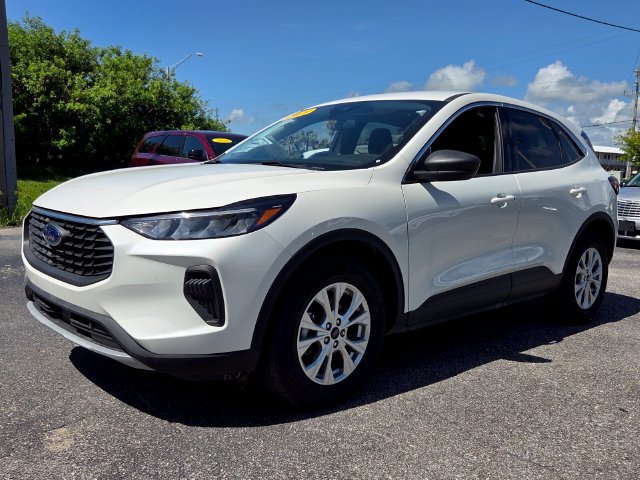 Certified 2023 Ford Escape Active AWD/4WD image 3