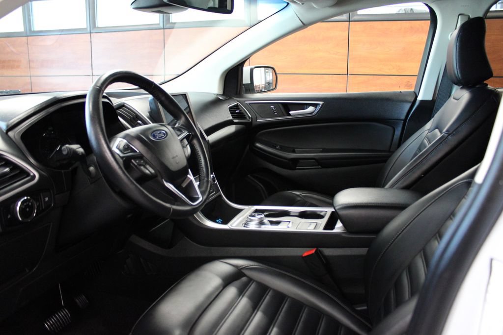 Certified 2024 Ford Edge SEL AWD/4WD image 16