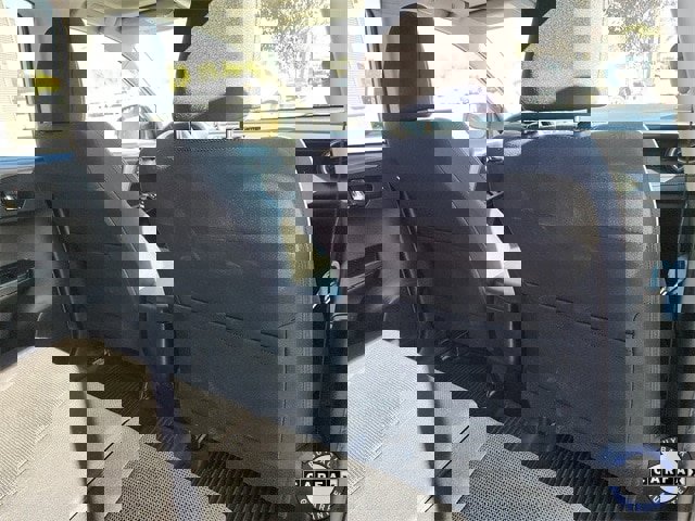 Used 2017 Toyota RAV4 XLE image 29