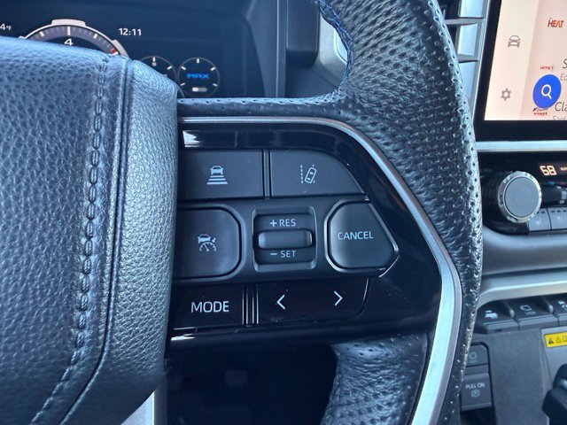 Used 2024 Toyota Sequoia Platinum AWD/4WD image 22