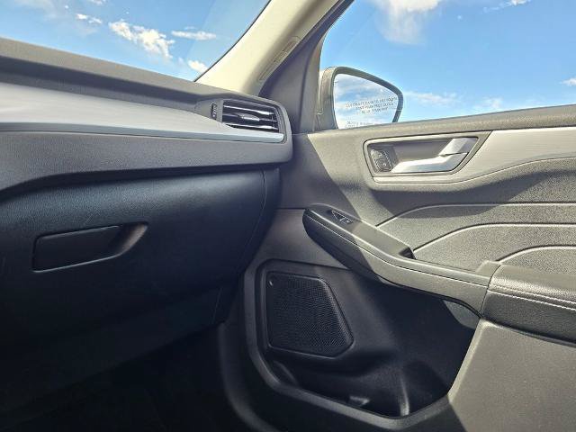Certified 2025 Ford Escape Platinum AWD/4WD image 27