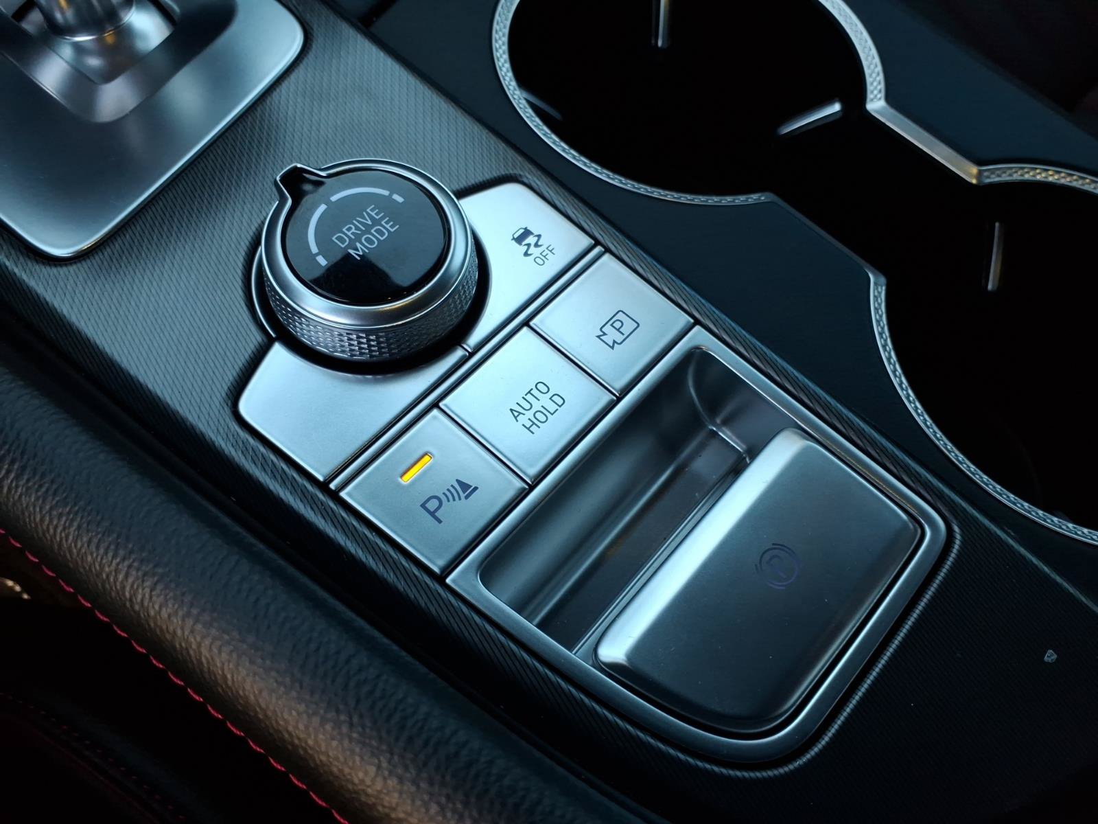 Used 2024 Genesis G70 2.5T w/ Sport Prestige Package RWD image 25