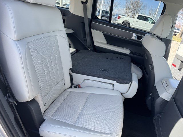 Used 2025 Hyundai Santa Fe SEL image 35