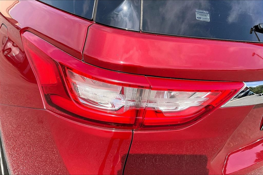 Used 2020 Chevrolet Traverse LT FWD image 31
