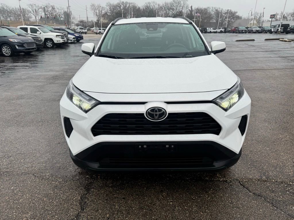 Used 2025 Toyota RAV4 XLE image 6