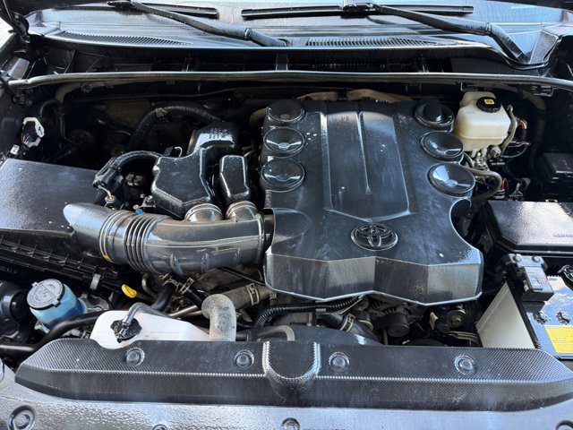 Used 2023 Toyota 4Runner Limited AWD/4WD image 23