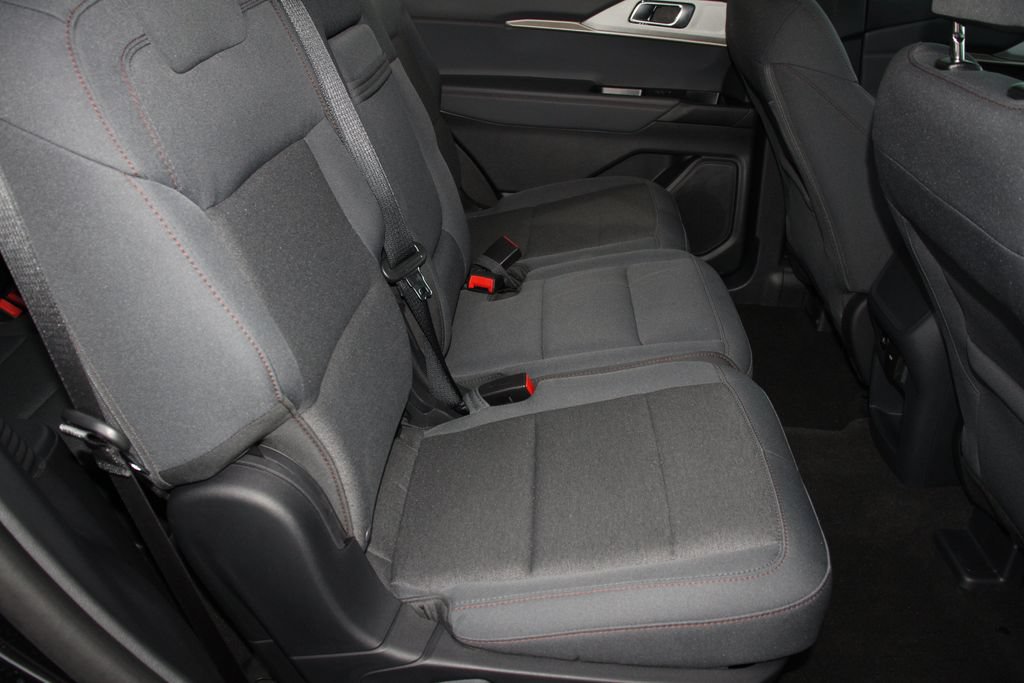 Certified 2025 Ford Explorer Active AWD/4WD image 26