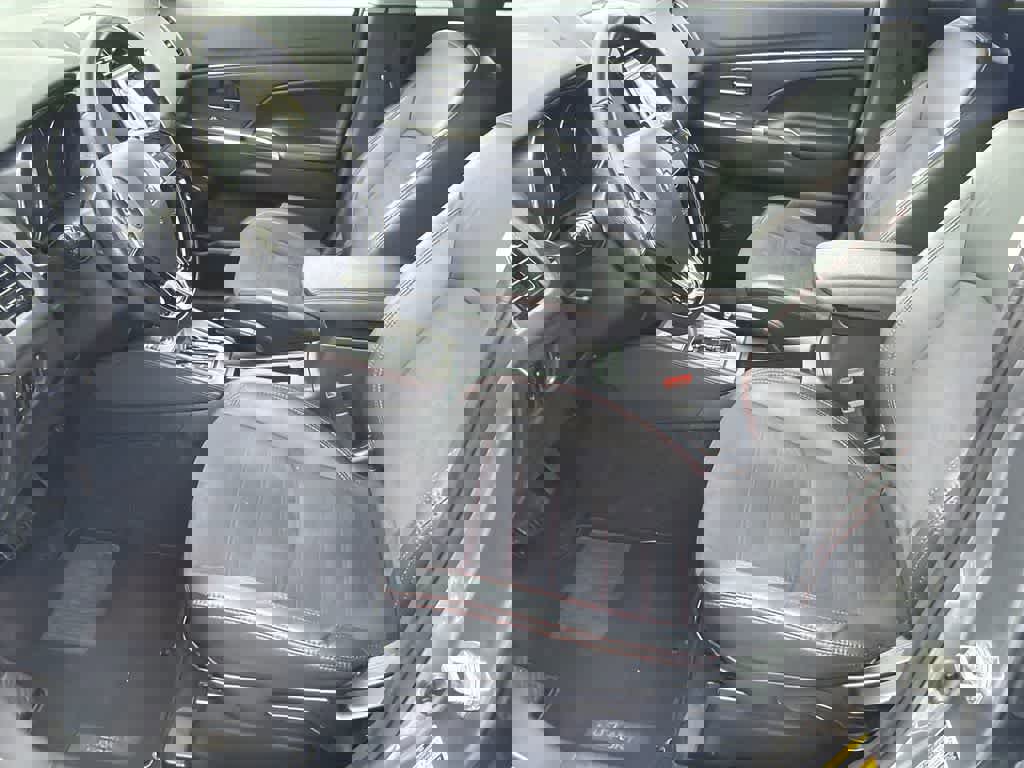 Used 2024 Mitsubishi Outlander Sport SE image 10