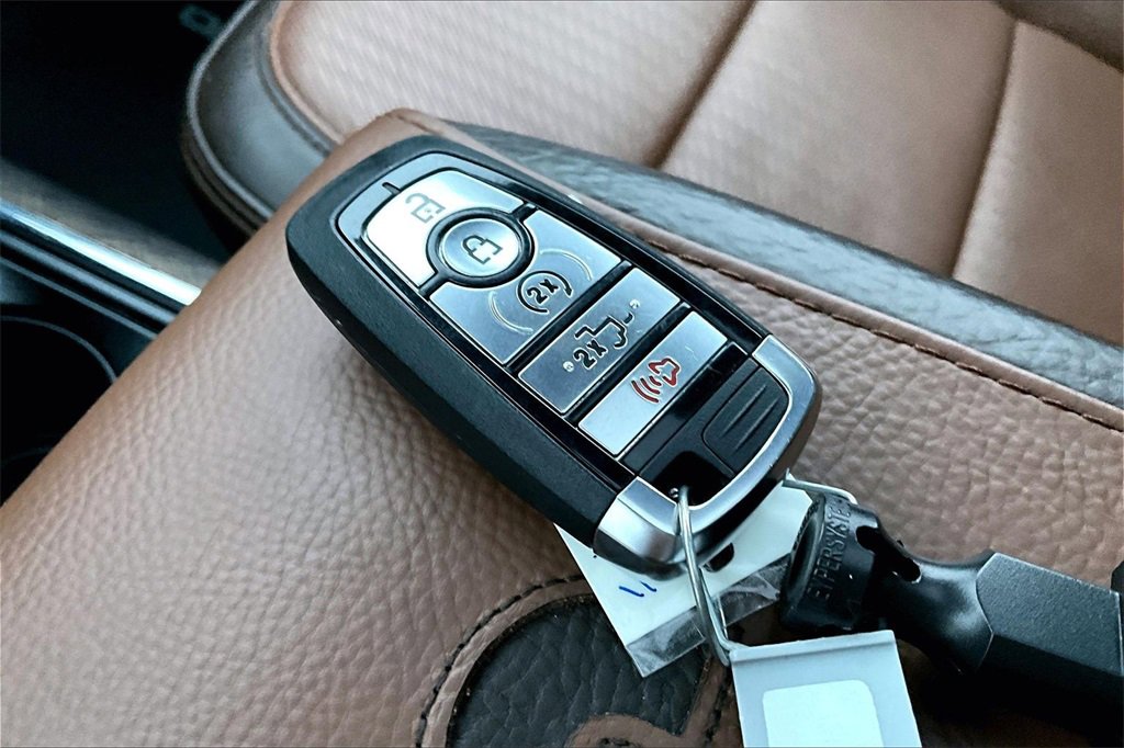 Certified 2025 Ford F150 King Ranch image 11